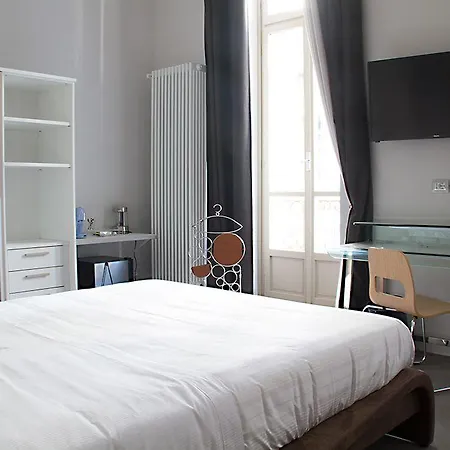 Piazza Castello Apartmanhotel 4*