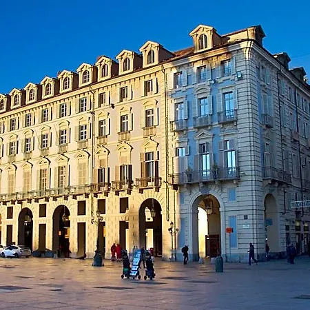 Piazza Castello 4* Torino