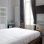 Piazza Castello Lejlighedshotel 4*